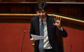 Il ministro Roberto Speranza (foto Ansa)